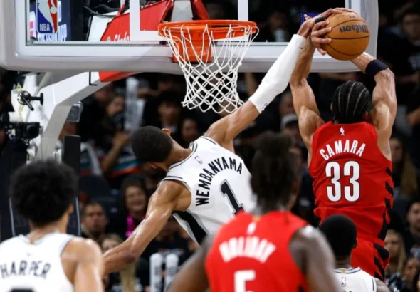 NBA HOY: resultados. Los Spurs clasifican con autoridad y Knicks quedan a una