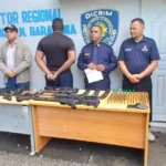 Autoridades desmantelan arsenal ilegal y apresan a un hombre en operativo