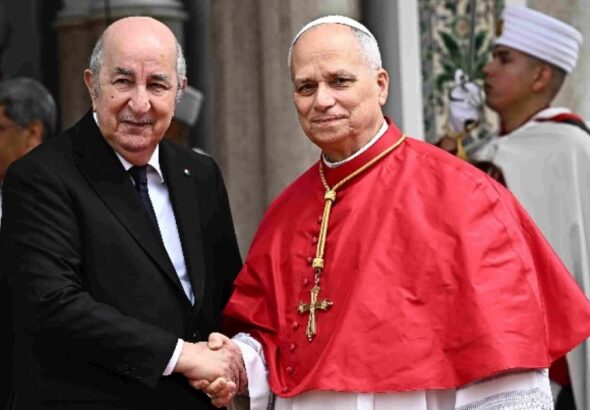 Trump dice no se disculpará con el papa tras criticarlo