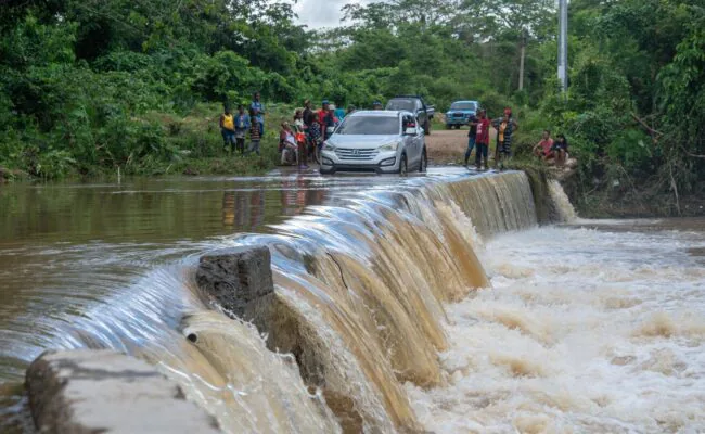 Gobierno dominicano despliega respuesta inmediata ante lluvias en la región Este
