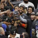 Knicks aplastan a Cavaliers y avanzan a las Finales de la NBA; Towns vuelve a brillar con doble-doble