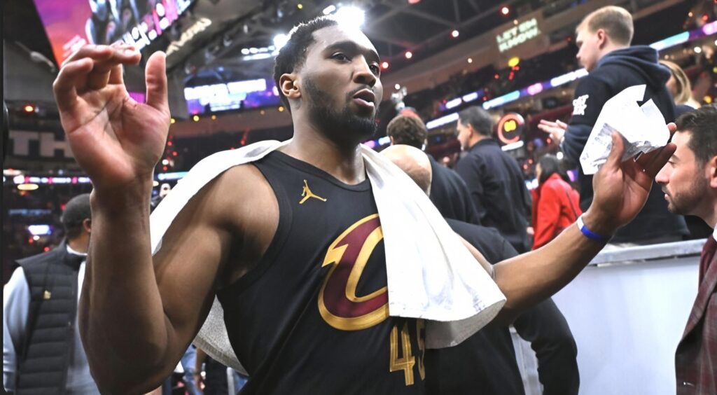 Cleveland supera a Raptors y «enfila cañones» hacia Detroit
