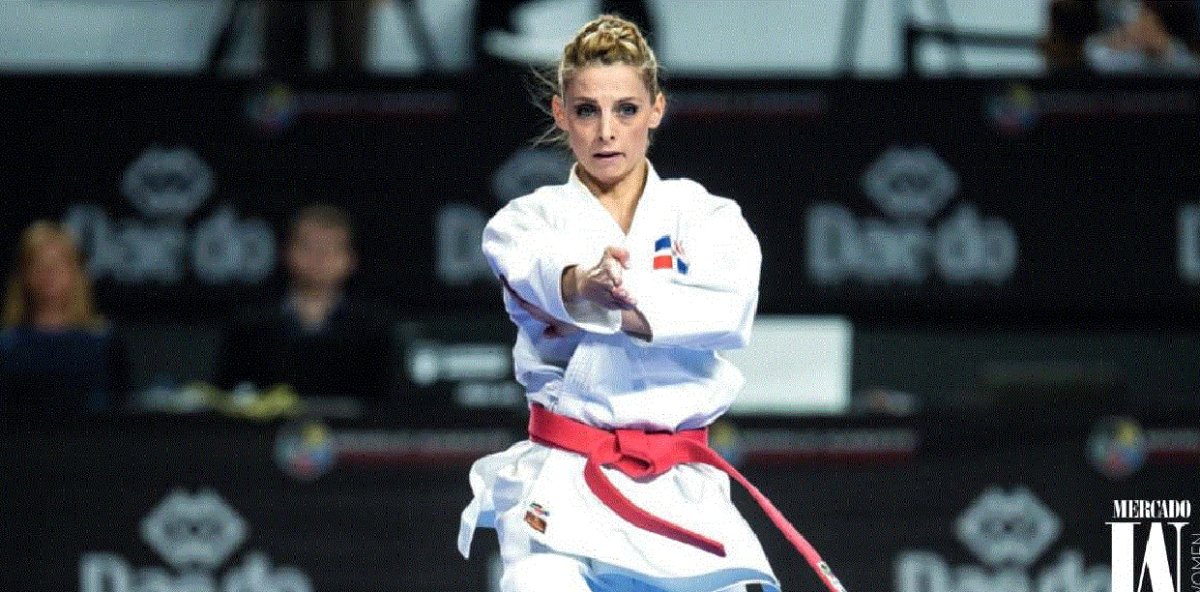 María Dimitrova conquista oro en Panam de Karate en Brasil