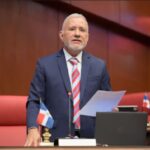 Senador Taveras Guzmán deja PRM, se declara independiente