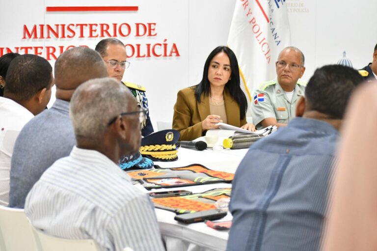 Interior y Policía implementa nuevas medidas para regular motoconchistas y mejorar la seguridad vial