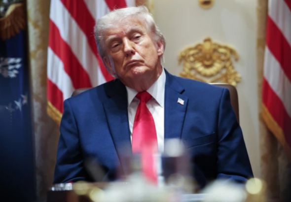 Trump logra acuerdo con Irán para reabrir Ormuz; persisten choques por programa nuclear y fondos congelados