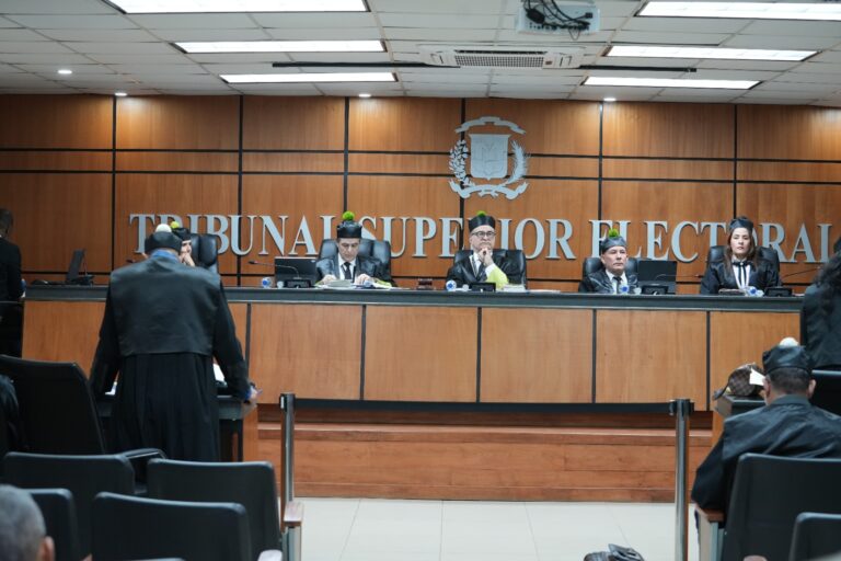 Tribunal Superior Electoral declara inadmisible acción de amparo contra la Junta Central Electoral
