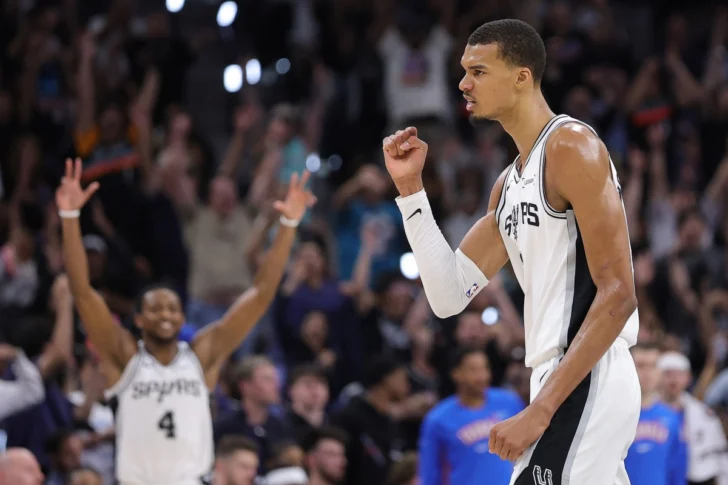 Finales NBA 2026: Victor Wembanyama lidera a los Spurs sobre los Knicks y reduce la serie a 2-1