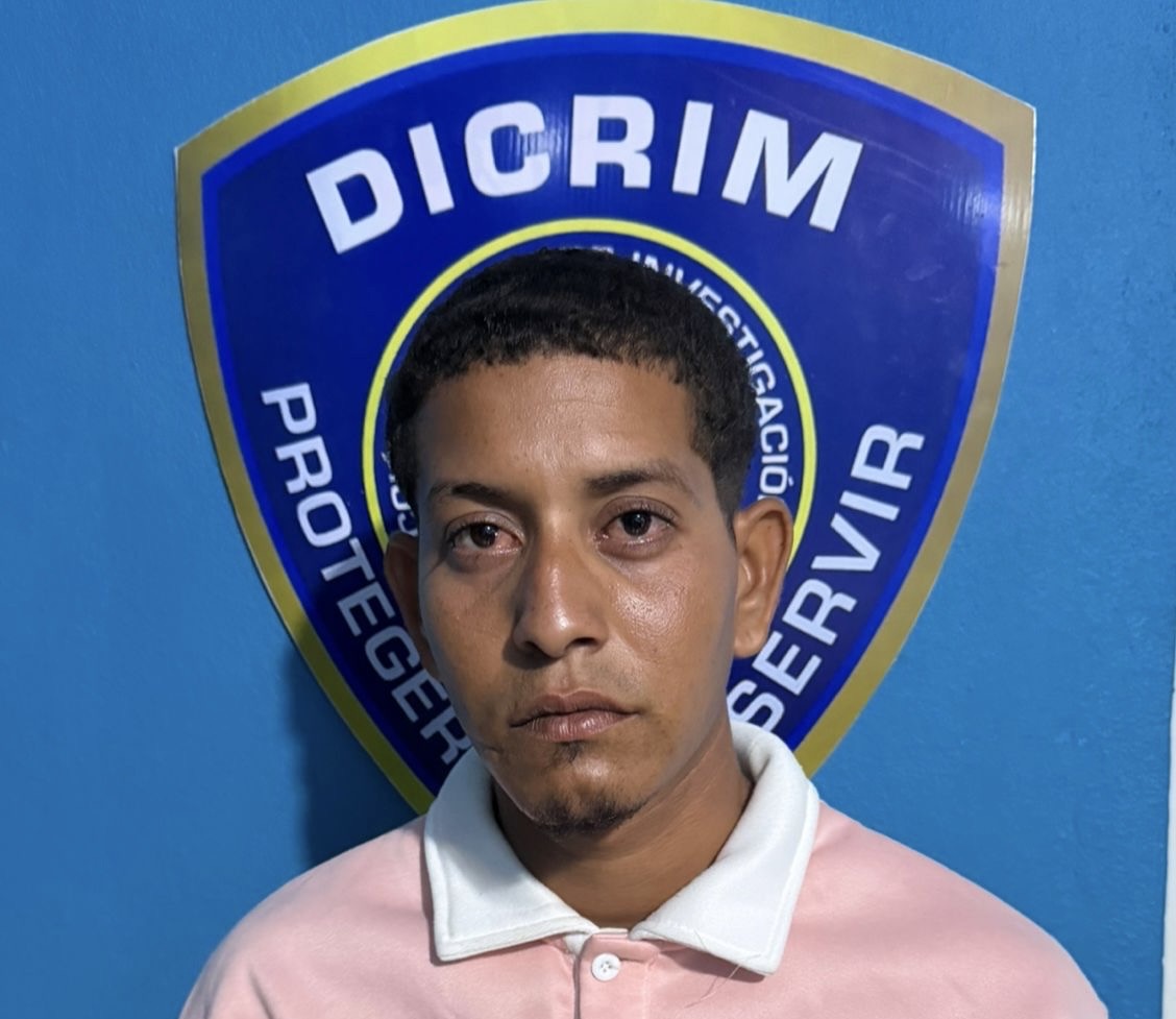 Policía informa entrega voluntaria de hombre acusado de quitarle la vida a su pareja en Higüey