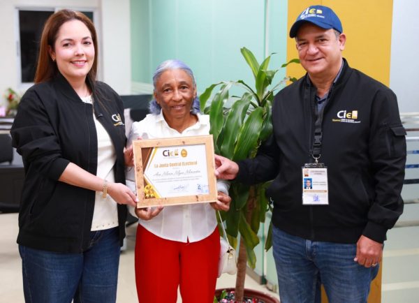JCE supera 2 millones de cédulas renovadas en solamente 90 días
