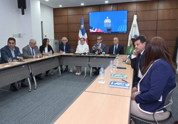 Clínicas privadas suspenden paro en servicios tras reunión con Ministerio de Trabajo y las ARS