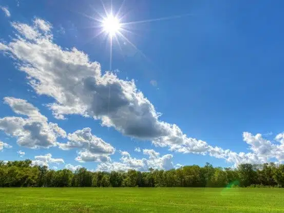 Este jueves las temperaturas seguirán calientes y las lluvias serán excasas