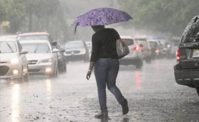 Indomet pronostica aguaceros y tormentas eléctricas por incidencia de una vaguada