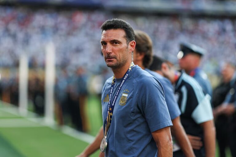 “Me duele en el alma”: las lágrimas de Lionel Scaloni tras la final que conmovieron al mundo