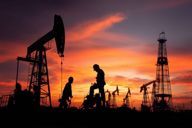 Tensiones por conflicto entre EE. UU.-Irán presionan alzas en los precios del petróleo: Texas sube a US$88.48 el barril y Brent a US$98.00