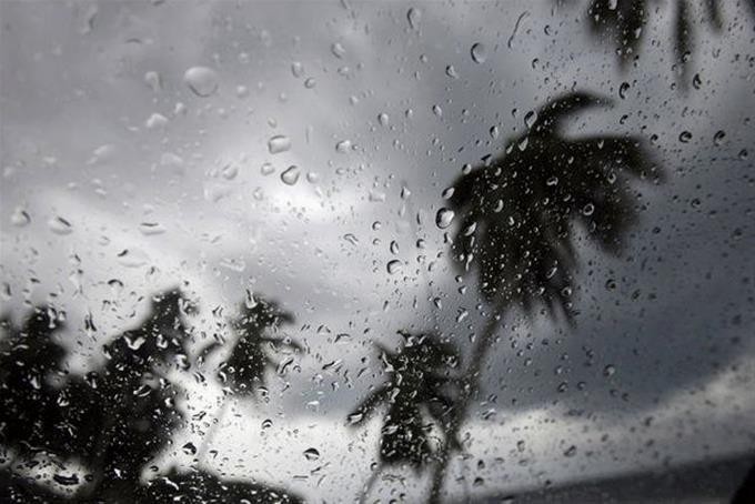 Se prevén lluvias en las próximas horas por acercamiento de onda tropical