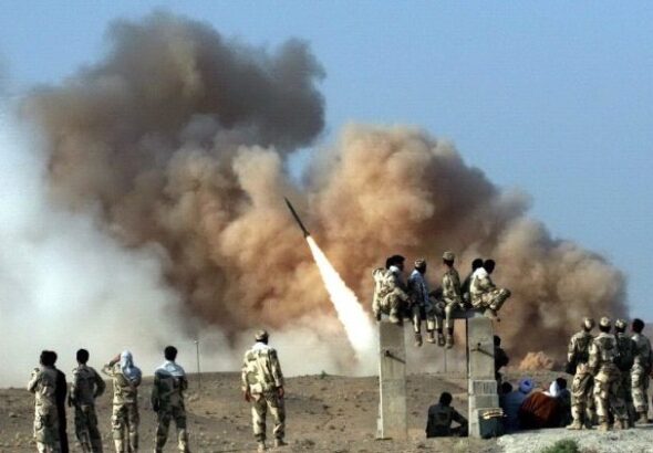 Irán extiende ataques a bases militares de los Estados Unidos