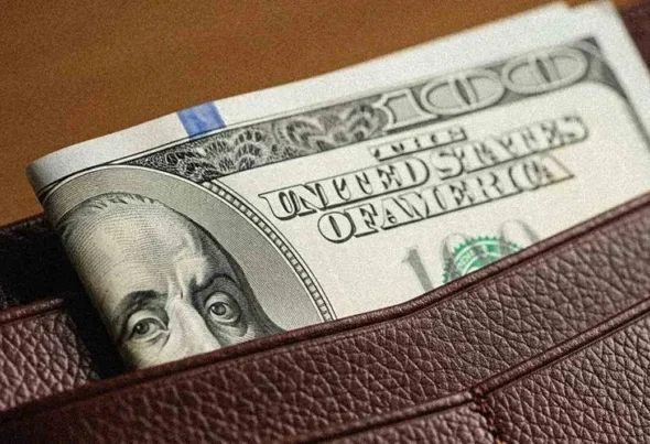 Dominicanos en el exterior enviaron más de US$ 6,200 millones al país en seis meses