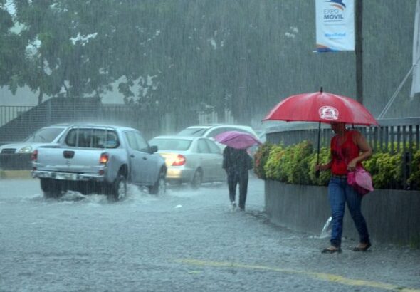 Vaguada y onda tropical provocarán aguaceros fuertes en territorio nacional