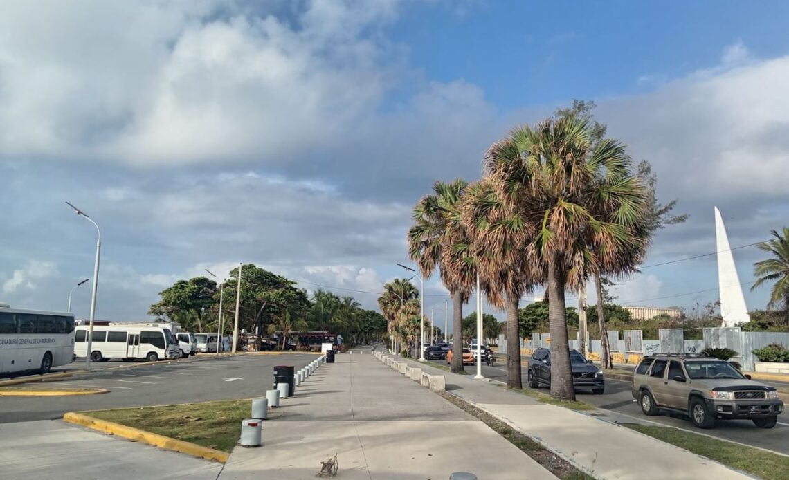 Calor no dará tregua, pese a los aguaceros que provocará onda tropical y vaguada