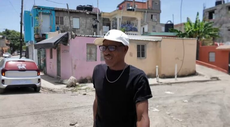 En Cancino amenazan realizarán paro por deterioro de calle y humaredas en el vertedero