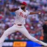 Cristopher Sánchez se convitió en el primer lanzador que gana 16 juegos en la presente temporada 