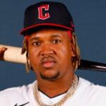 José Ramírez conecta jonrón y alcanza 1,000 hits en su carrera