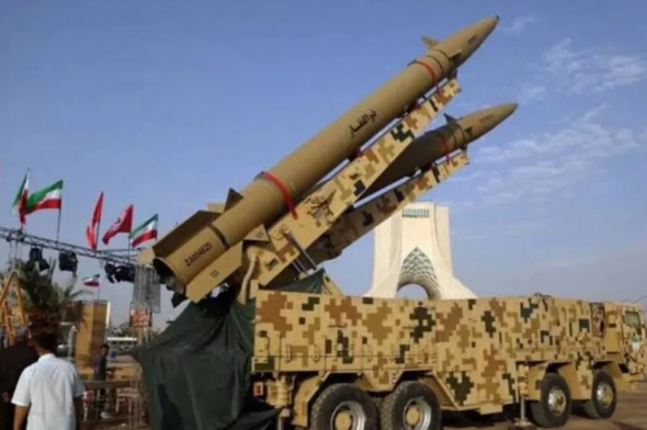 Irán amenaza con armas más destructivas si se reanuda guerra