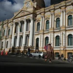 Proyecto para esterilizar a mujeres en situación de calle desata polémica en Bolivia