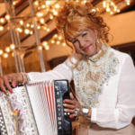 Hoy se celebra la vida de Fefita La Grande; La Mayimba de la música típica cumple 83 años