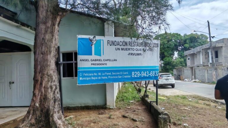 Ministerio Público solicita prisión para dos imputados de maltratar a niños en el local de una fundación en San Cristóbal