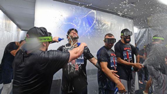 ¡Remontada histórica! Red Sox avanza a los playoffs de las GL