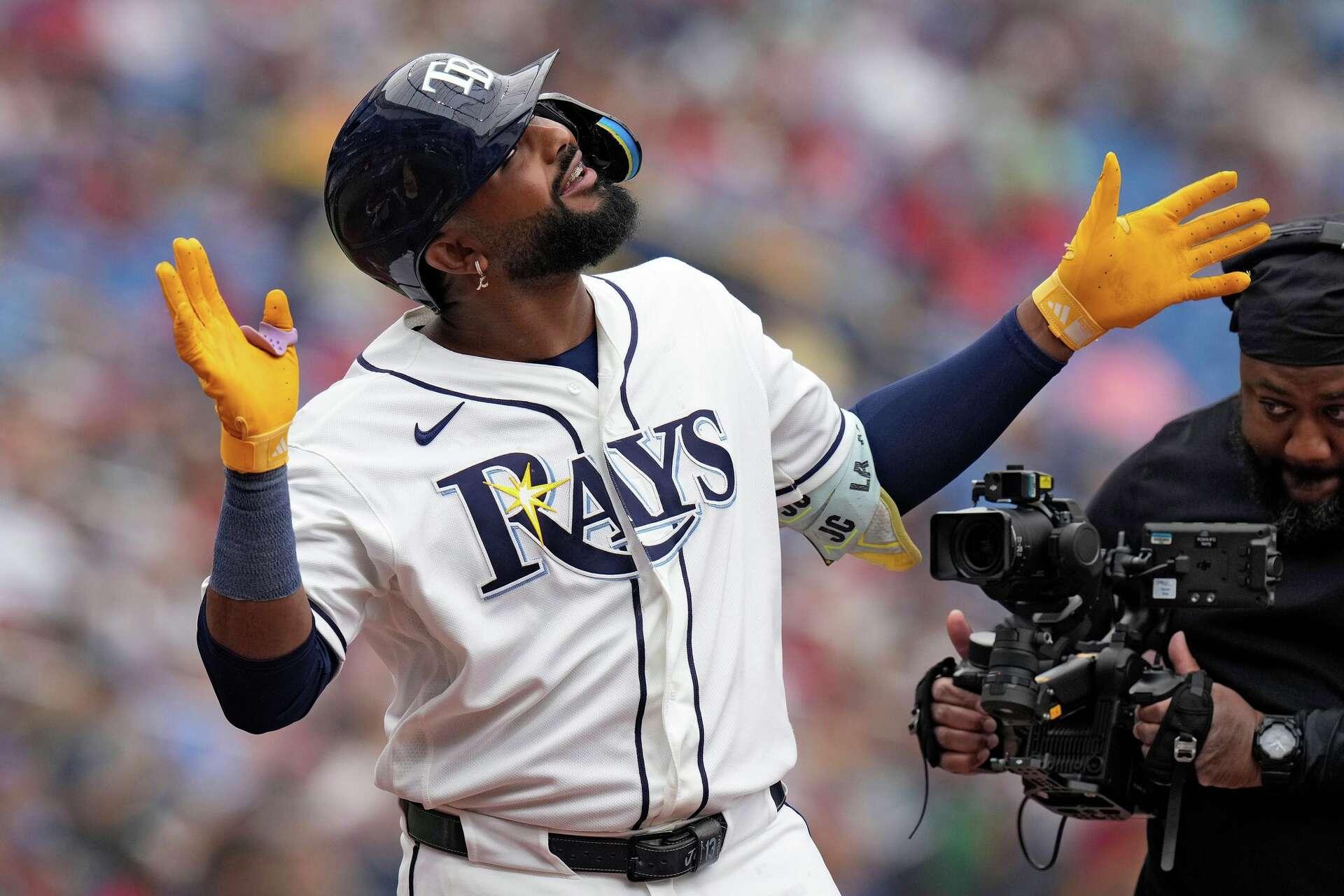 Junior Caminero lucha con Yordan Álvarez cima bateo GL