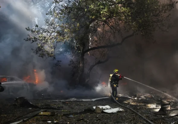 Rusia ataca con misiles y drones a Kiev y Odesa