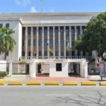 Educación advierte a la ADP por reducir horario de clases