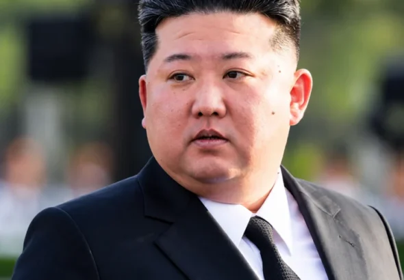 Kim Jong-un reaparece en fotografías tras rumores sobre su supuesta muerte