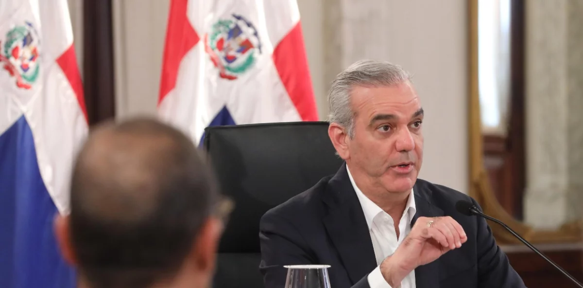 Abinader dice no permitirá bandas se acerquen a República Dominicana